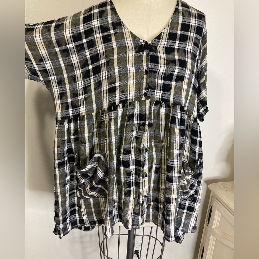 Distressed plaid dress w pockets - Picture 3 of 4